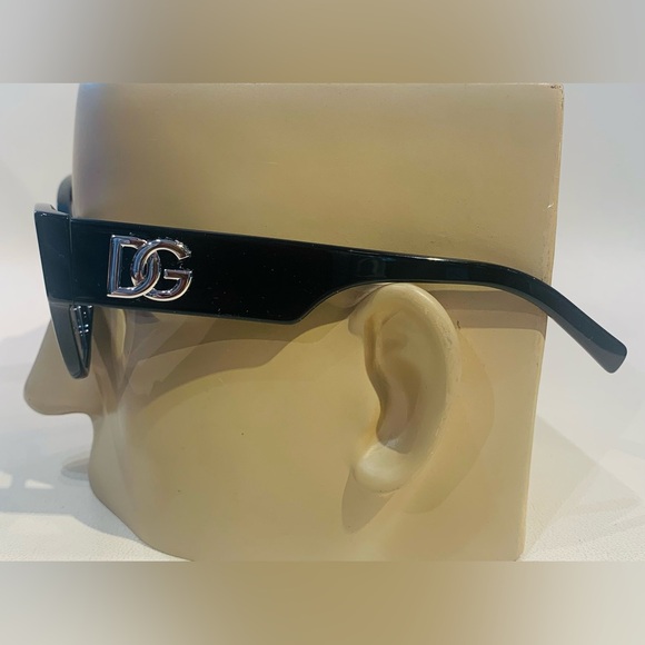 New Women’s Dolce&Gabbana Eyeglasses - Picture 3 of 9